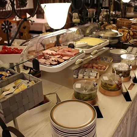 ウルマー スパッツ ホテル